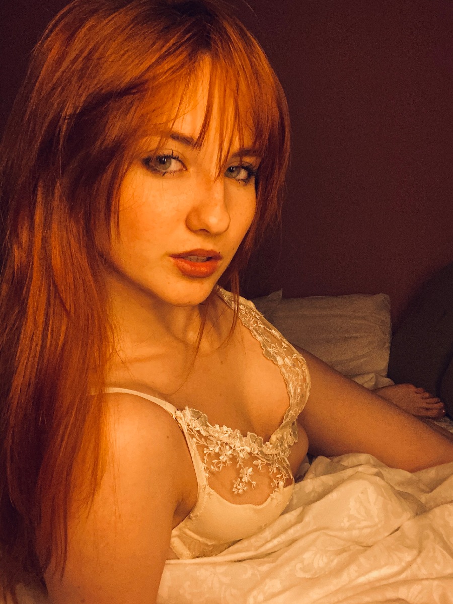 A playful frame from Nata — online in Hama